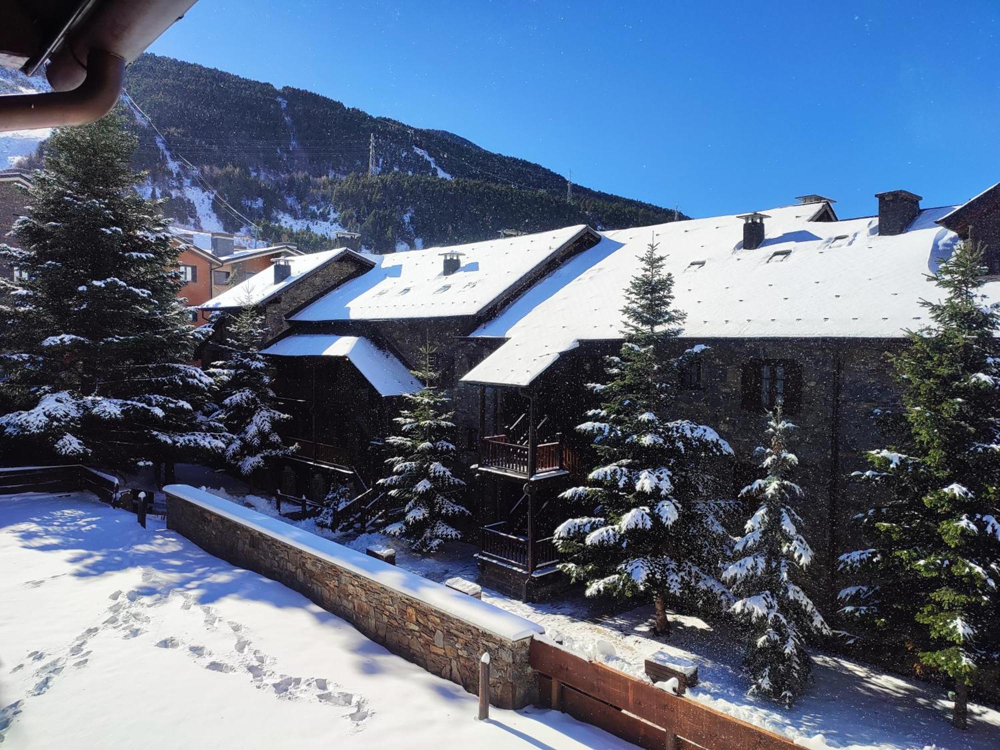 Ac Apartaments Tarter Chalet El Tarter Exterior photo